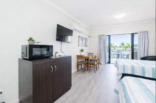 The Anchorage Escape Studio - Steps away from City, Ferry and Stadium in Townsville - 4