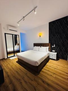 Beverly Beach Mirissa - 7