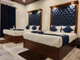 North Lake Villa - 8