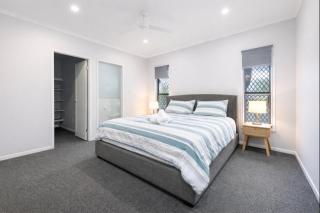 Getaway on the Green in Townsville - 3