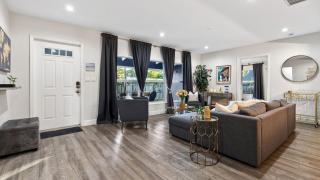 Middle Terrace Cottage by AvantStay - 4