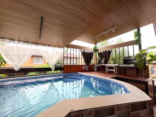 Cozy House with Mini Pool Billiard and Videoke - 3