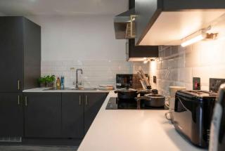 Lovely 1 Bedroom Apartment in Preston - 2