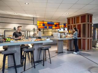 Novotel Suites Wien City Donau - 8