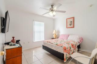 Flint and Kingscrest, LLC - Private Rooms in Shared Home - 9