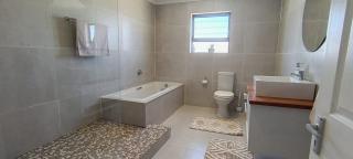 Van Temp Beach House - 6