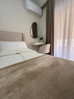 Symposio Apartments 3 - 4