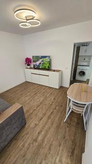 FLH - Garsoniera moderna-zona Aeroport Sibiu - 6