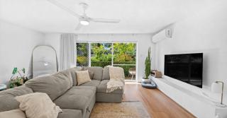 Beachside Elegant & Modern Apartment - 0