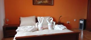 Hotel Centrál Šaľa - 1