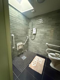 Large cosy home with garden, excellent location! - 8