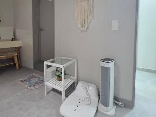 31평의 넓은 에스더스테이,서울 - 6