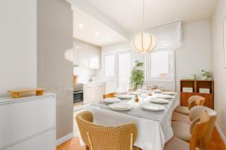 The Stadium Luxe Apartment - 3