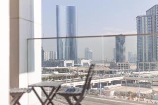 Walk to the Mall! Stylish 1 BR Retreat Maryah - 4