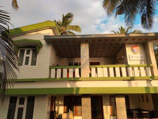 Thekkini Rooms & Dorms - 6