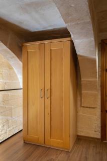 Stylish Loft in Valletta 2 Bathrooms - 4