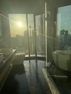 IMPERIAL RESIDENCE by COZY SUITES - 8