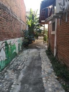 1BR tranquil studio with garden and beach access - 3