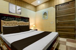 Hotel O by OYO Shere E Punjab - 1