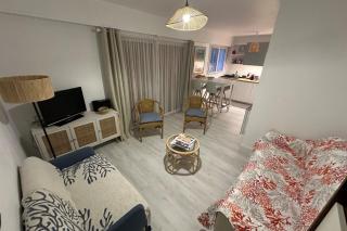 Studio with balcony - 2 min beach and AquaBaule - 7