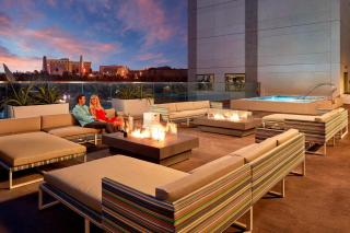 Residence Inn by Marriott at Anaheim Resort/Convention Center - 9