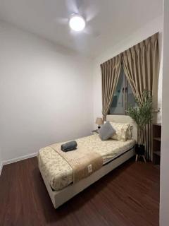 Shahiqa Palas Horizon Residence - 0