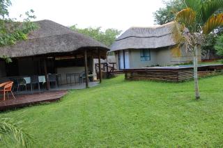 Chobe Sunset Chalets - 3
