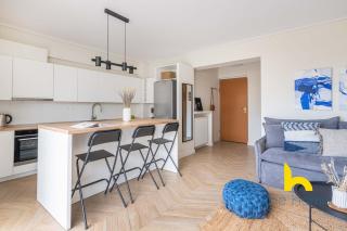 Sky-High Athenian Elegance Retreat With Views! - 5