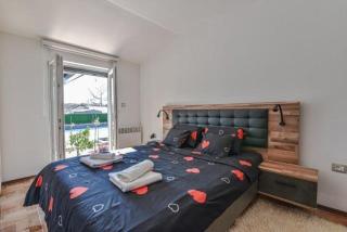 House with pool and a jacuzzi - 5