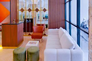 Front One Hotel Mesir Surabaya - 7