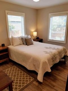 Super 2-Bedroom In Town! Between Downtown And Msu - 8