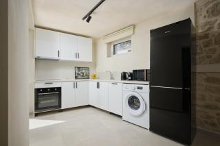 Chic Greek Cave Maisonette with hot tub - 5