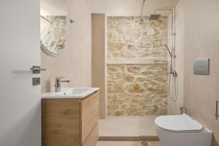 Chic Greek Cave Maisonette with hot tub - 4