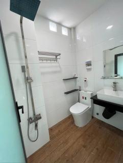 Hotel Hồng Cẩm - 7