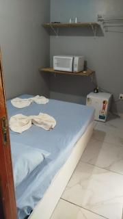 RL Suíte com cama de casal, com banheiro privado, ar split, wifi em Sobrado, sem áreas compartilhadas, somente acesso comum qqq - 7