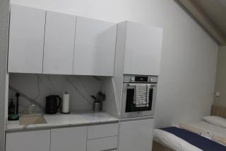 Modernes Studio mit eigenem Bad, Küche & Parkplatz - 9