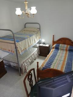 Habitacion Privada Triple Individual Toledo - 4