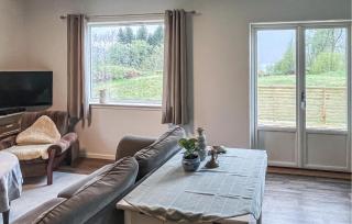 Lovely Home In Sørbøvåg - 8