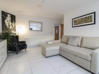 Warwickshire Suite - 7