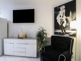 Warwickshire Suite - 6