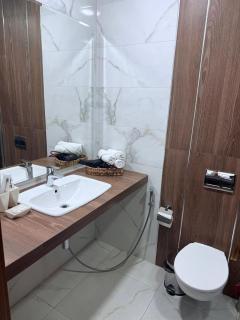 T I F L I S Hotel - 3