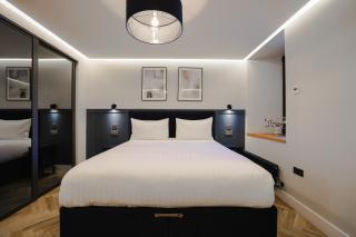 Old Church Apartment 2 - 5