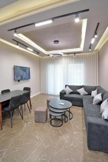 Central Stay Near Opera - Luxury Apartment - 2