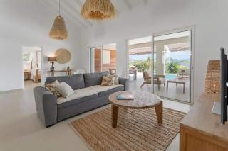 Bright Villa with Pool in Saint Martin - 3