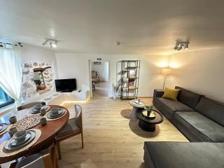 Agali Luxury Home - 6