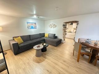 Agali Luxury Home - 2