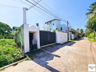 Pirivena Garden Resort- Homestay AC Room with Attached Bathroom and WiFi - 9