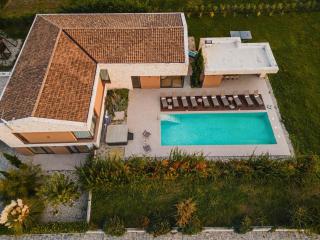 Deluxe Villa with heated pool - 2