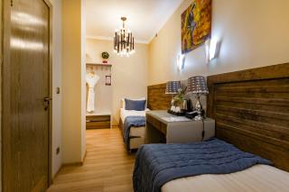 Grand Point Hotel 2 - 0