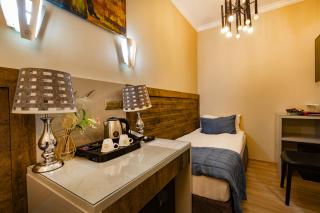 Grand Point Hotel 2 - 8